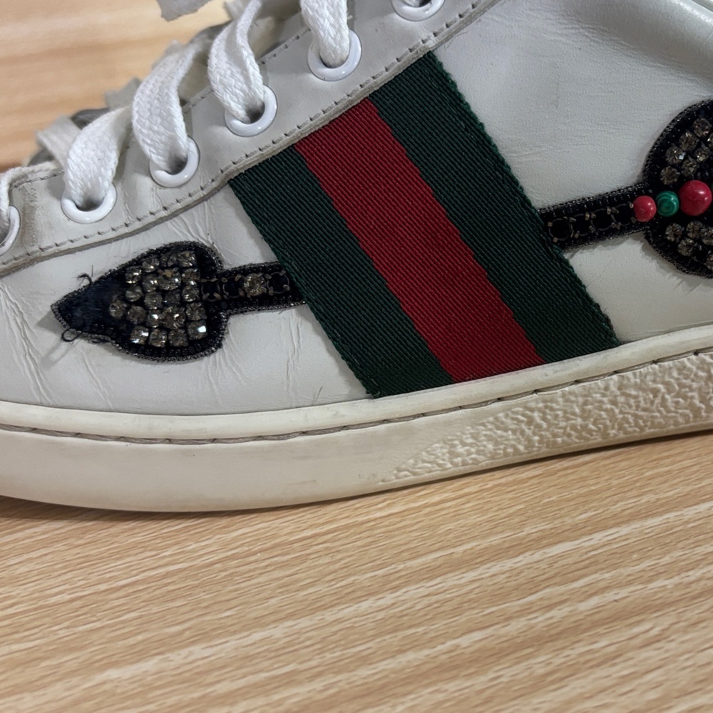 Gucci Ace Crystal Arrow Sneakers White Leather Sz 38 US 8 - Picture 11 of 11